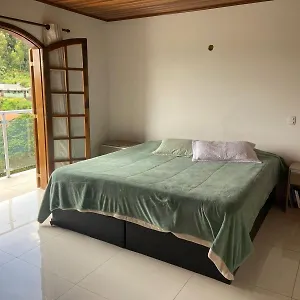 casa-em-campos-do-campos-do-12460-000.camposdojordaohotels.net/
